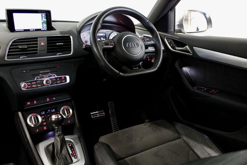 AUDI RS Q3