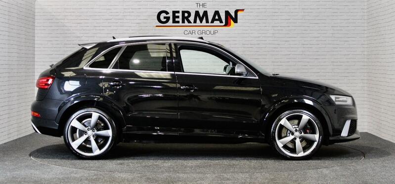 AUDI RS Q3