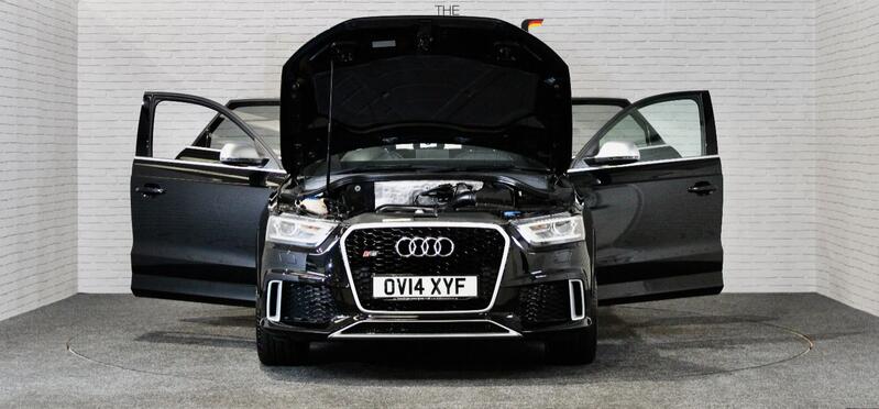 AUDI RS Q3