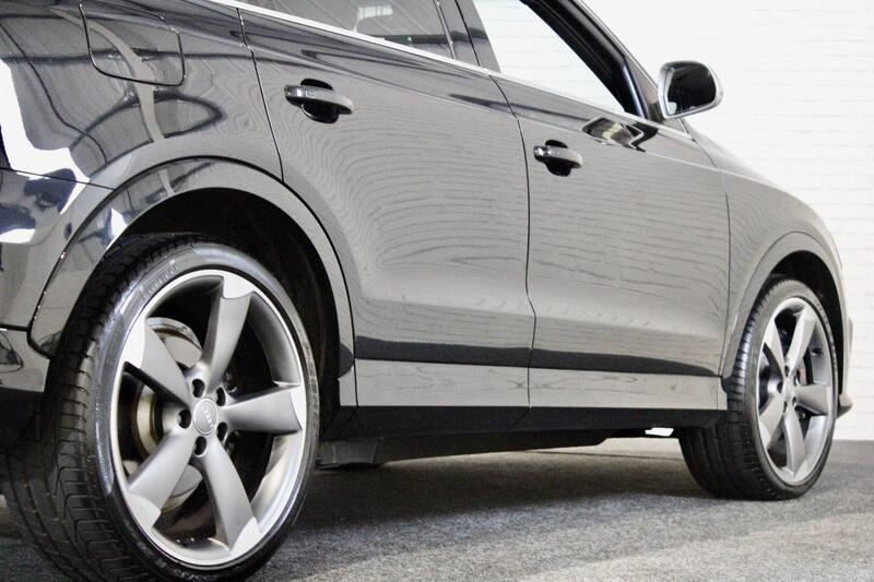 AUDI RS Q3