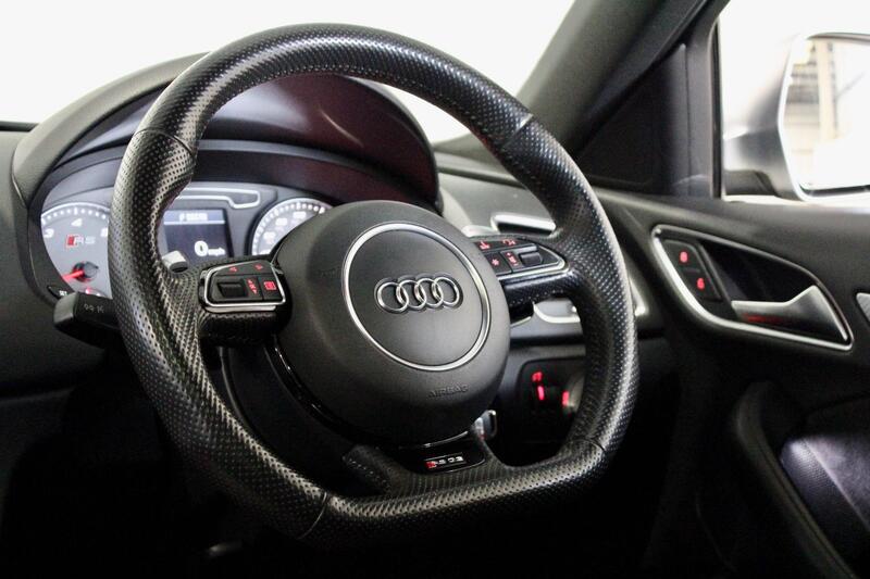 AUDI RS Q3