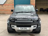 LAND ROVER DEFENDER 130