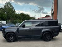 LAND ROVER DEFENDER 130