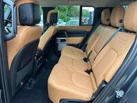 LAND ROVER DEFENDER 130