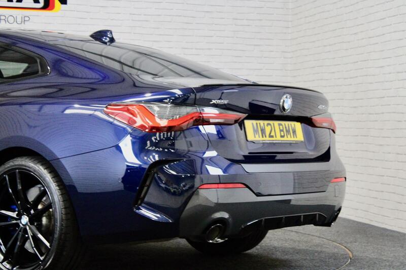 BMW 4 SERIES