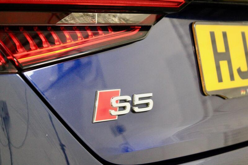 AUDI S5