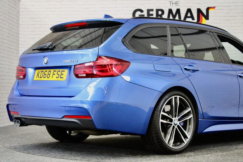 BMW 3 SERIES