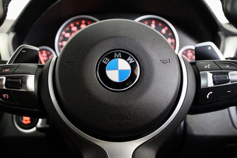BMW 3 SERIES