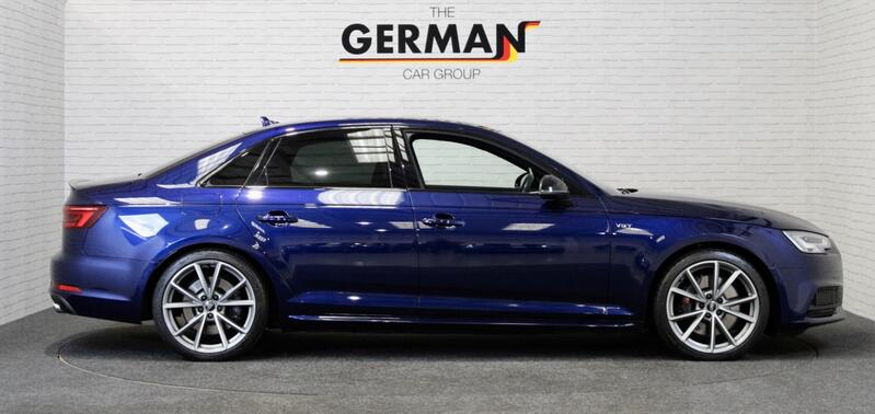 AUDI S4