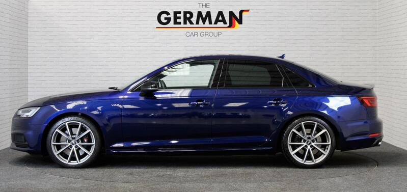 AUDI S4