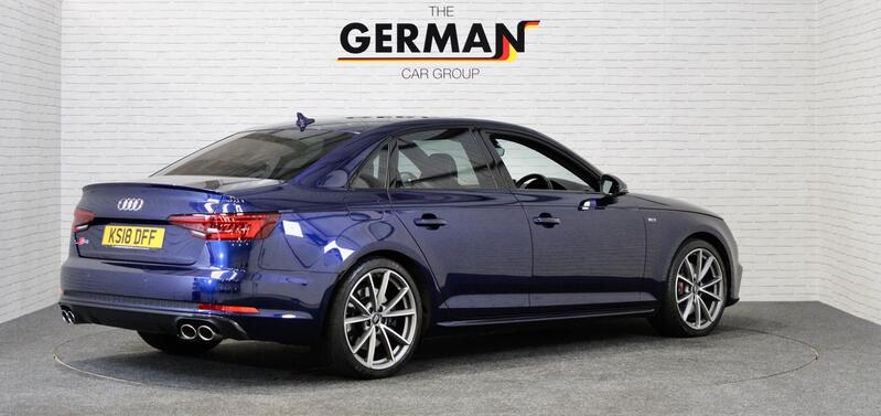 AUDI S4