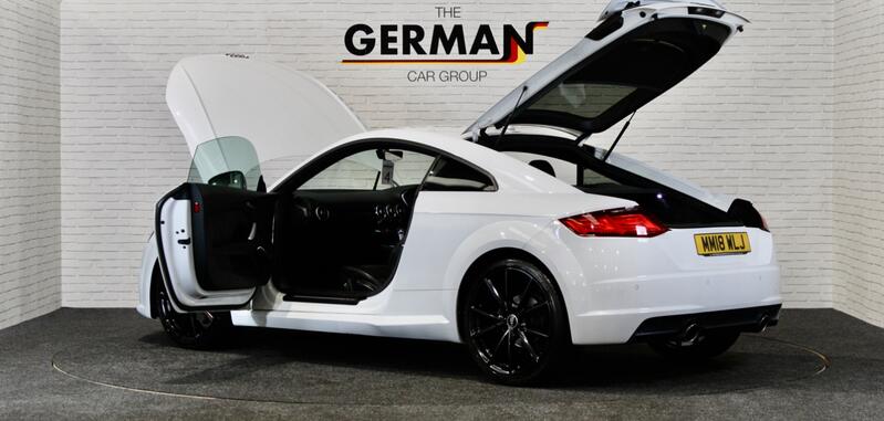 AUDI TT