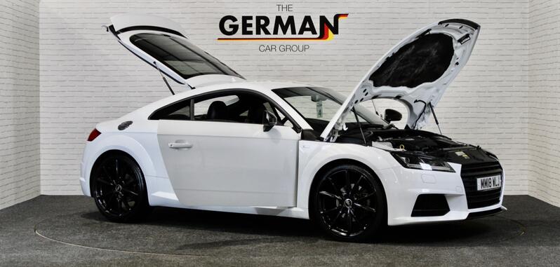 AUDI TT