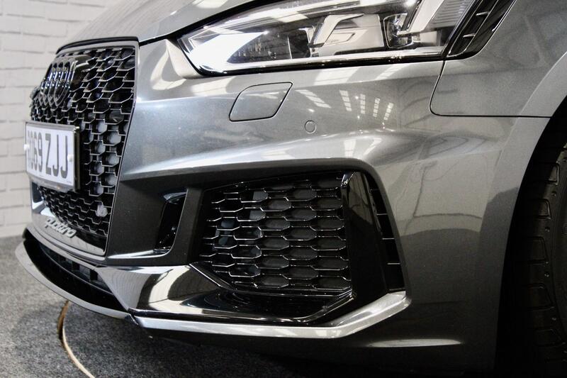 AUDI RS5