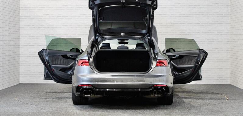 AUDI RS5