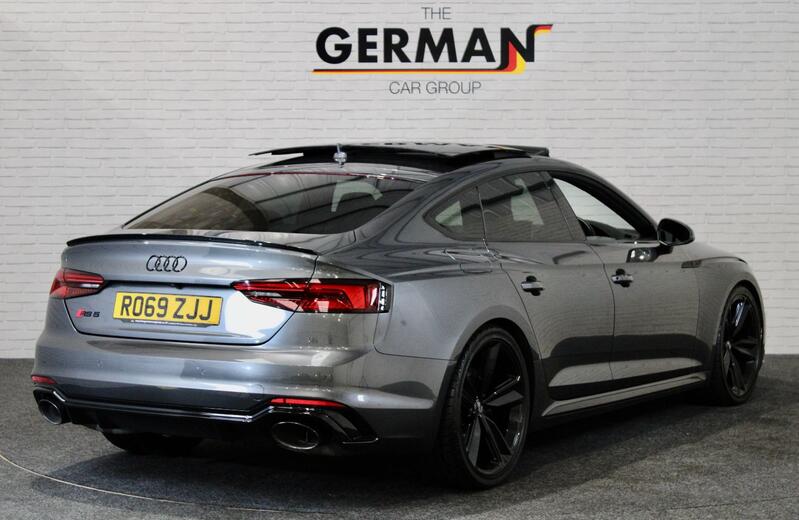 AUDI RS5