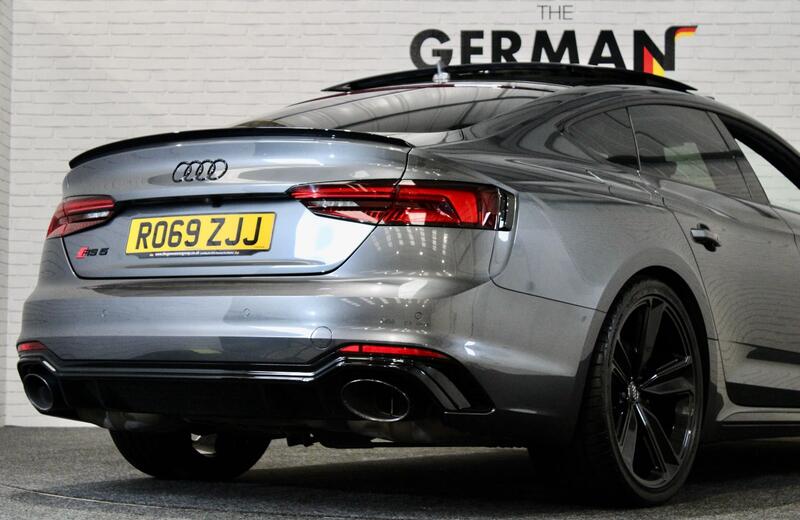 AUDI RS5