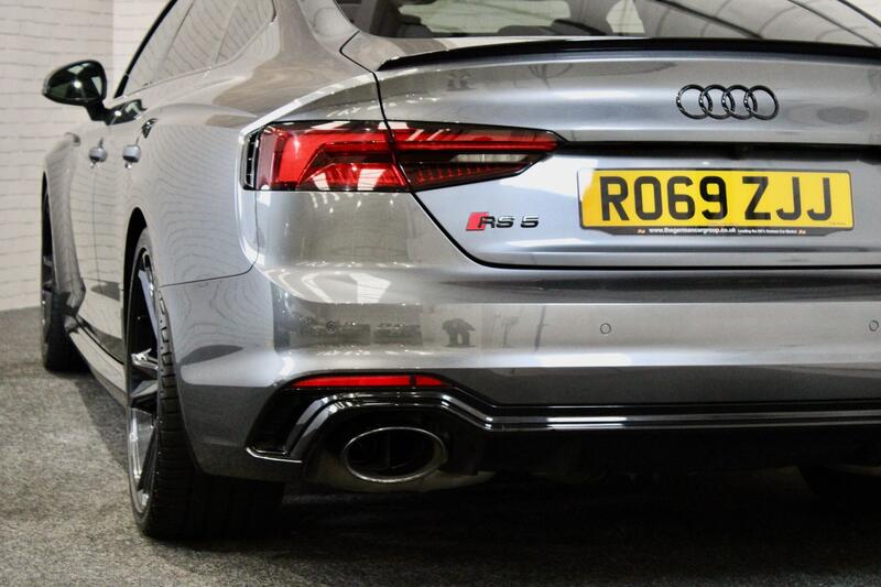 AUDI RS5