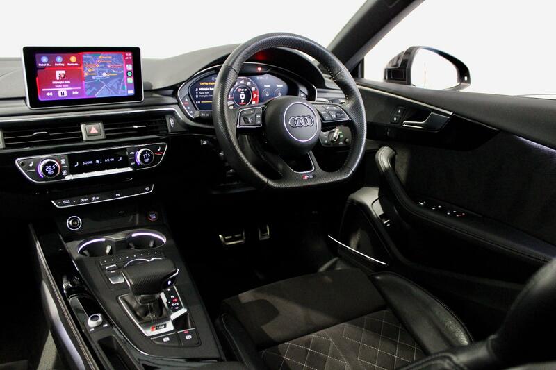 AUDI RS5