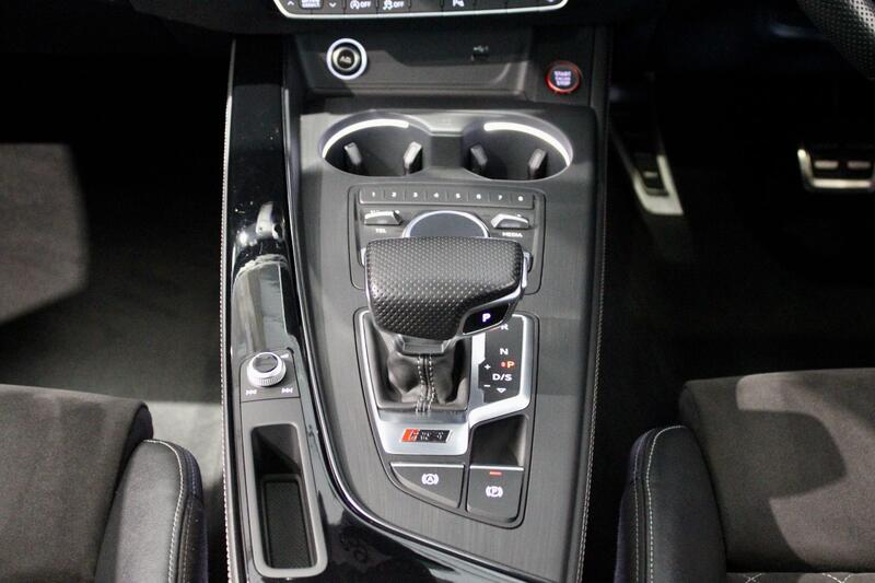 AUDI RS5