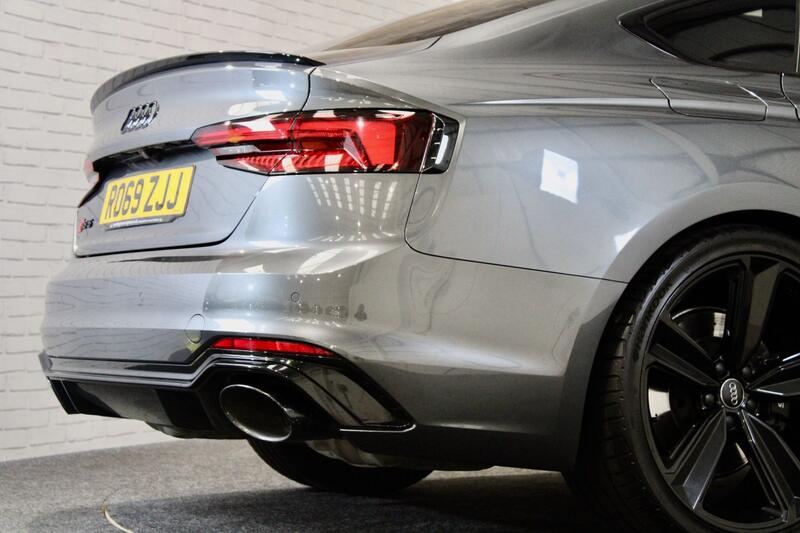 AUDI RS5