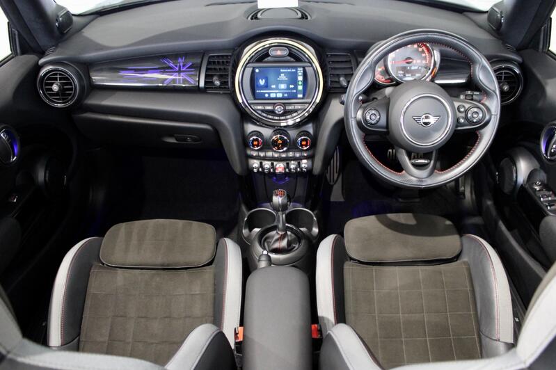 MINI CONVERTIBLE