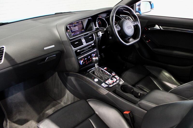 AUDI RS5