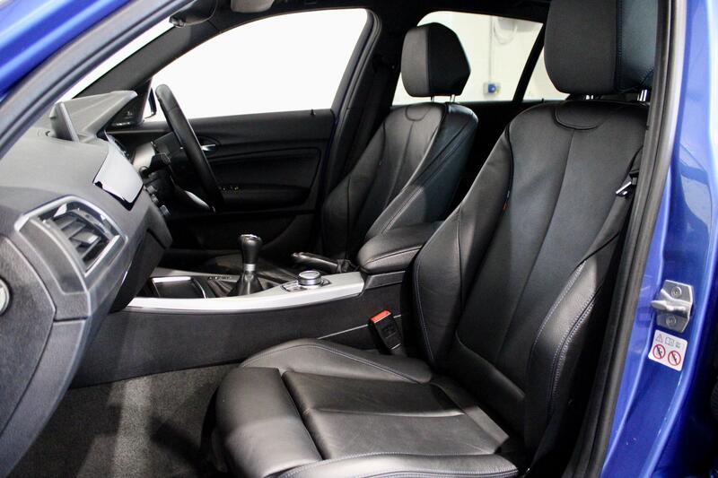 BMW 1 SERIES