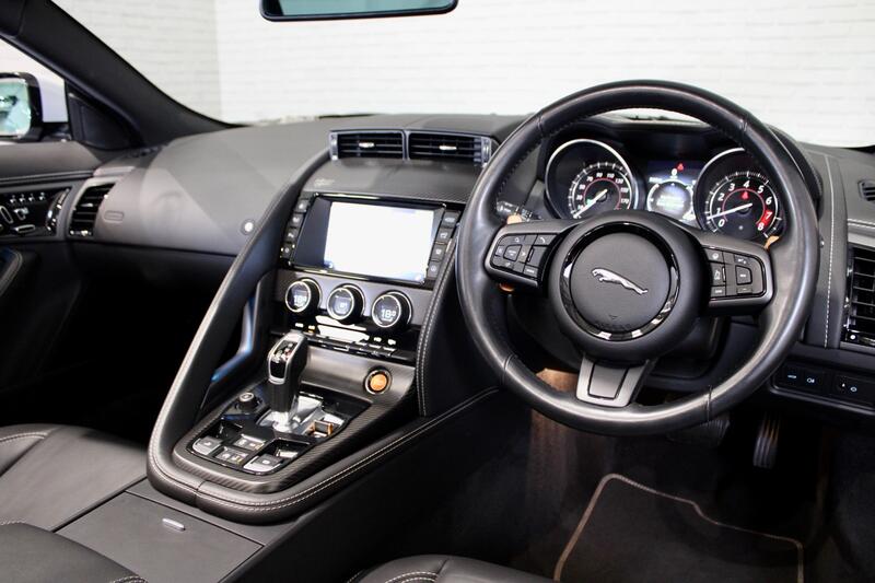 JAGUAR F-TYPE