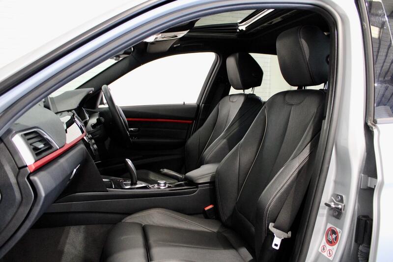 BMW 3 SERIES