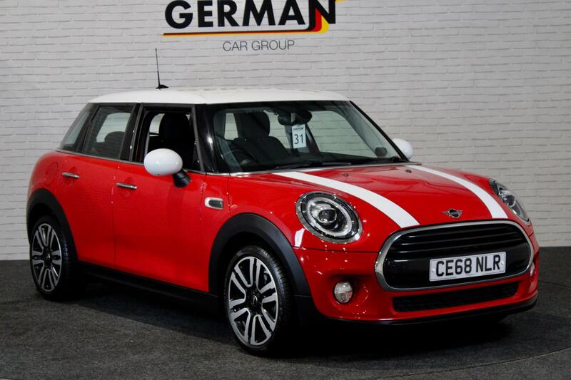 MINI HATCH