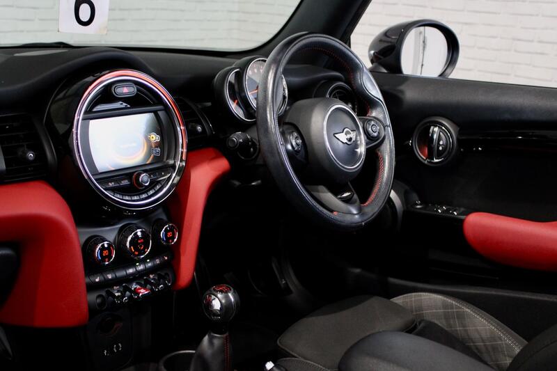 MINI CONVERTIBLE