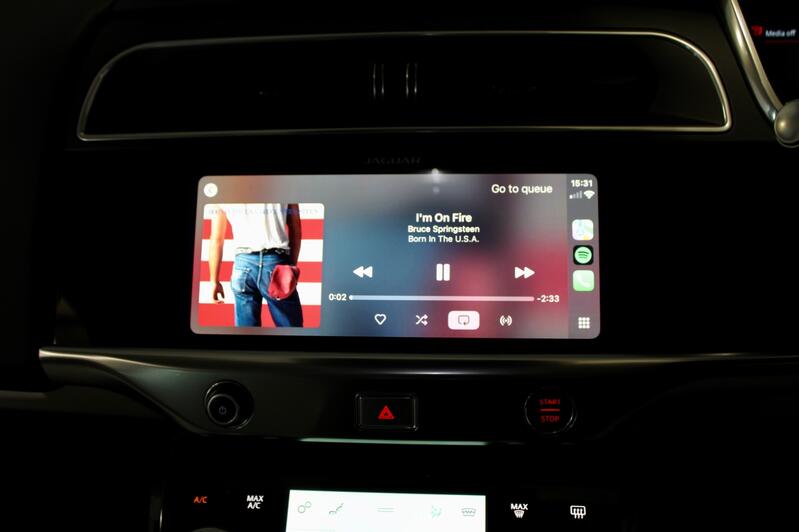 JAGUAR I-Pace