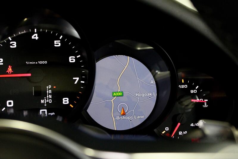 PORSCHE 911