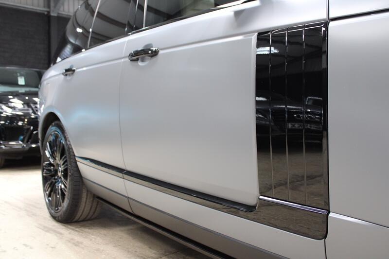 LAND ROVER RANGE ROVER