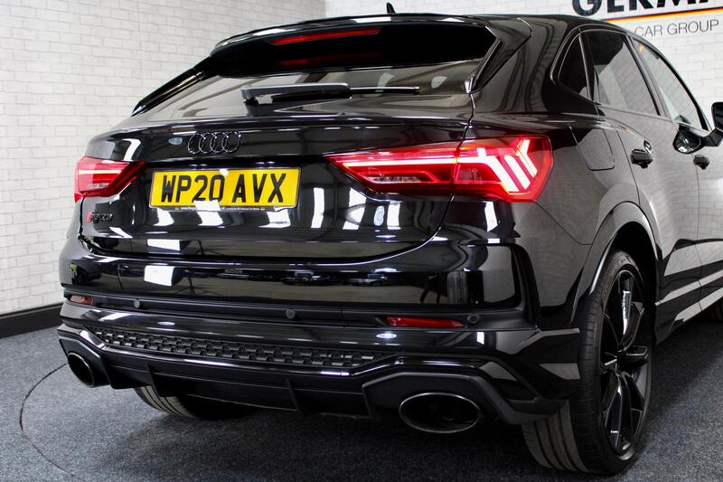 AUDI RS Q3
