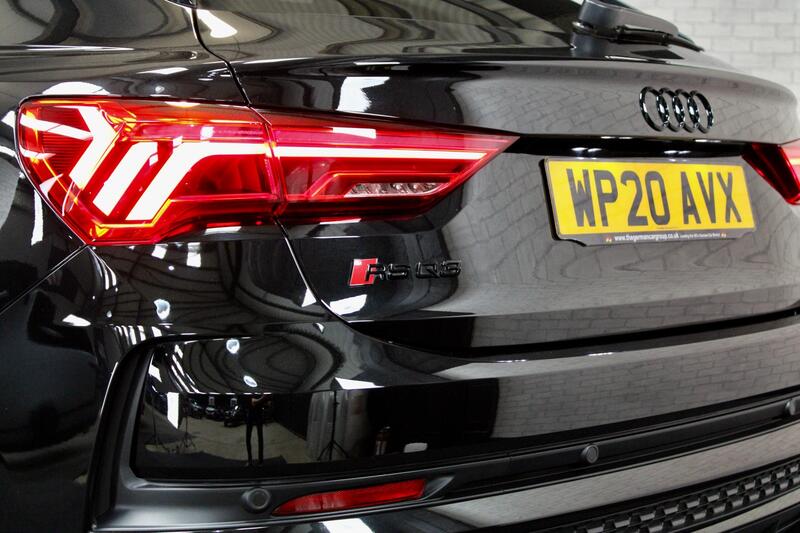 AUDI RS Q3