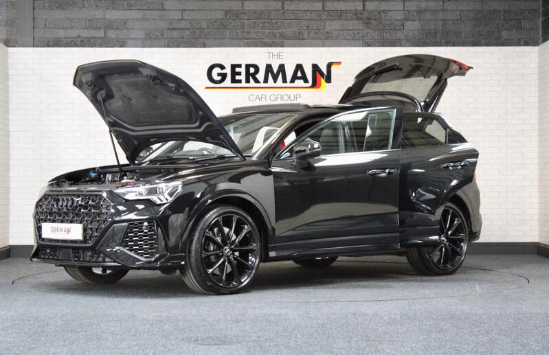 AUDI RS Q3