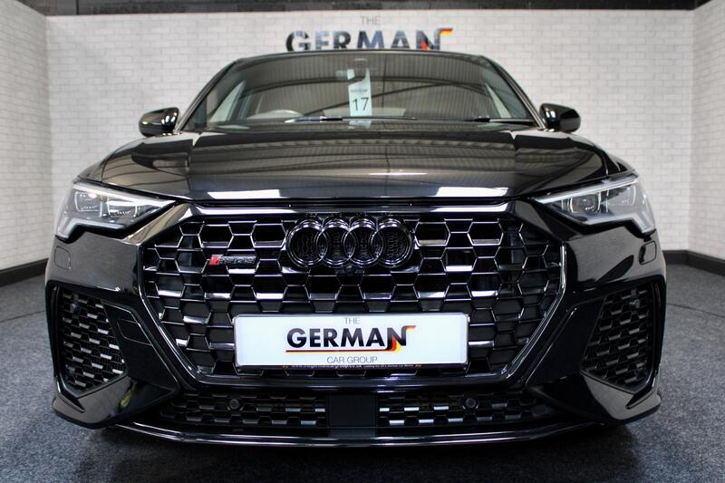 AUDI RS Q3