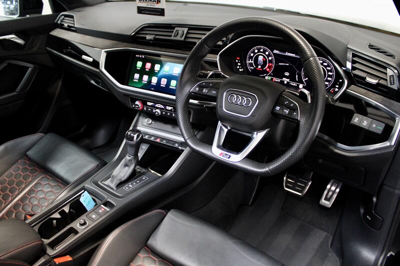 AUDI RS Q3