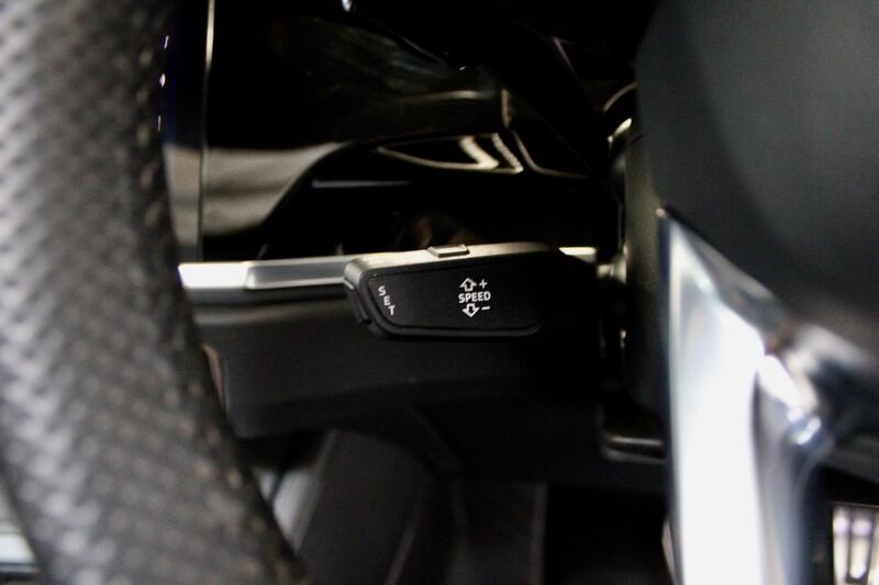 AUDI RS Q3