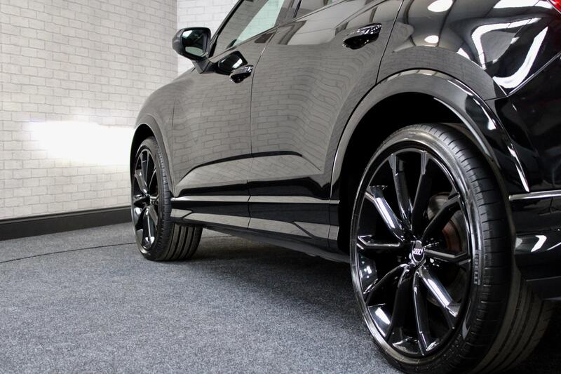AUDI RS Q3