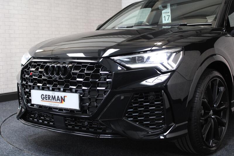 AUDI RS Q3