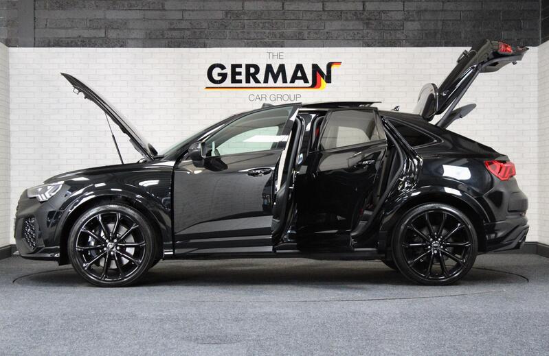 AUDI RS Q3