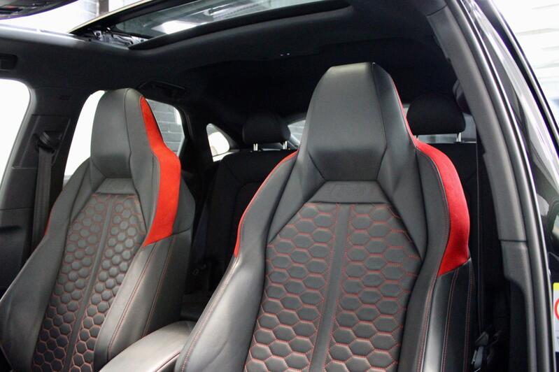 AUDI RS Q3
