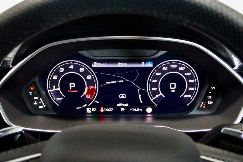 AUDI RS Q3
