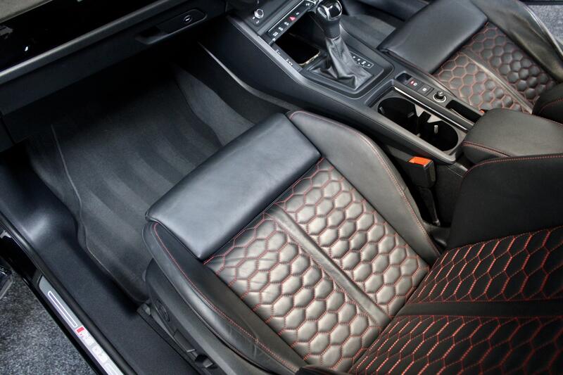 AUDI RS Q3