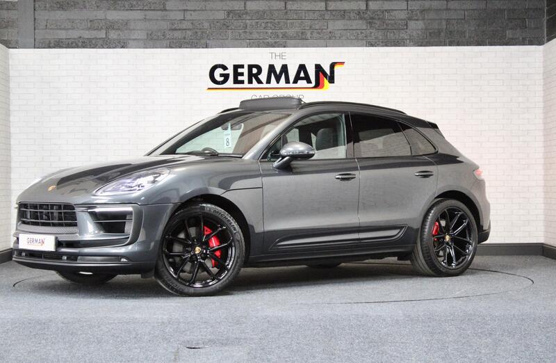 PORSCHE MACAN (2021)