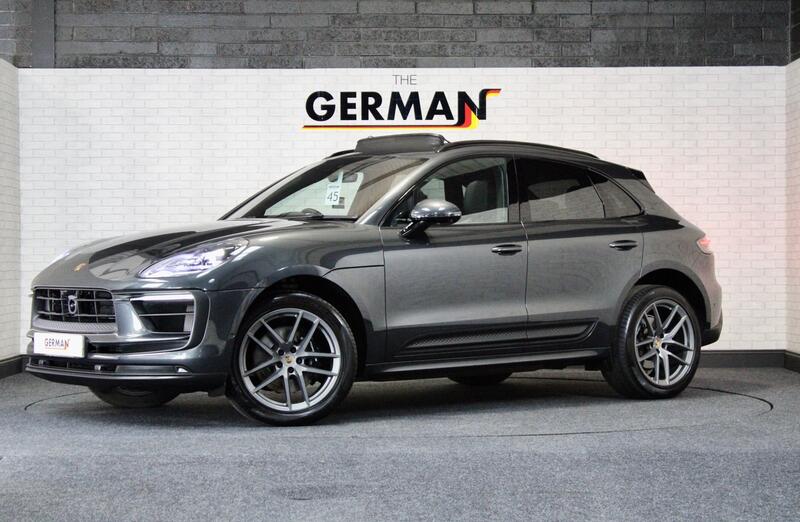 PORSCHE MACAN (2022)