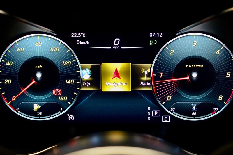 MERCEDES-BENZ C CLASS